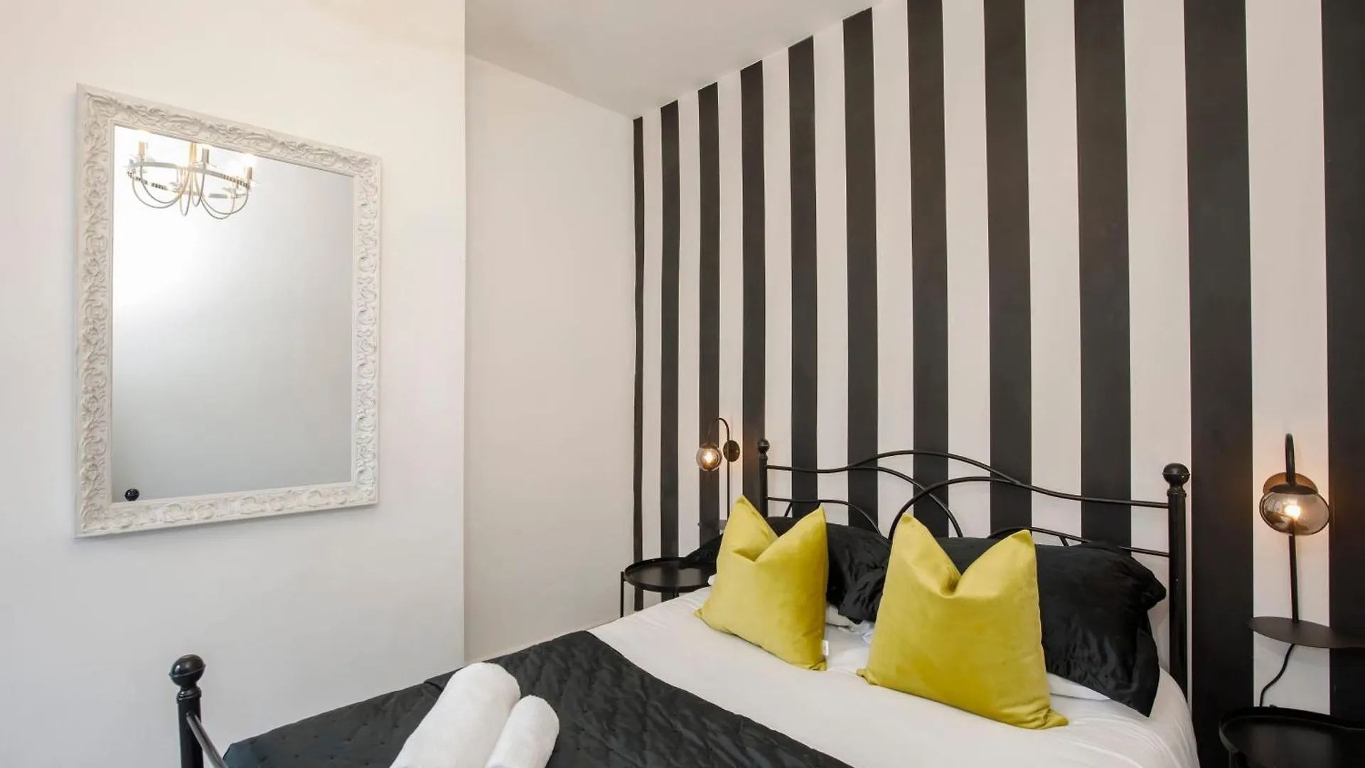 The Milton Sleeps 8 Close To York City Centre Pet Friendly
