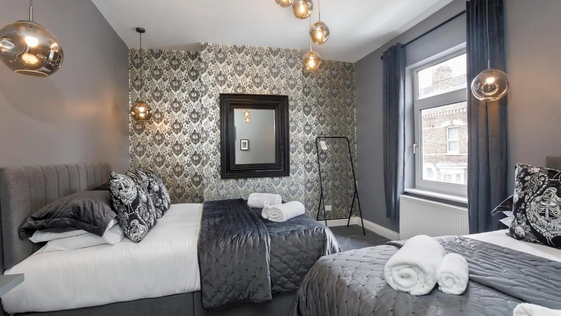Holiday home The Milton Sleeps 8 Close To York City Centre Pet Friendly