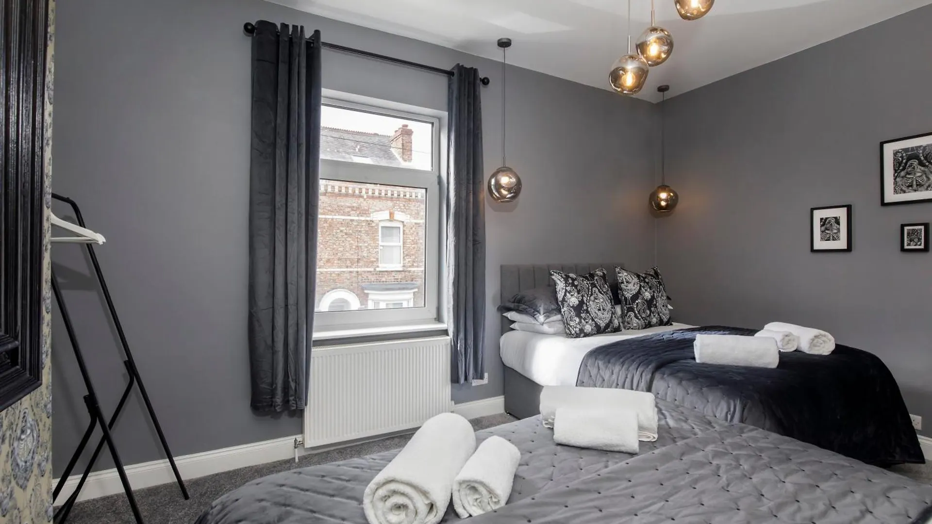 Holiday home The Milton Sleeps 8 Close To York City Centre Pet Friendly